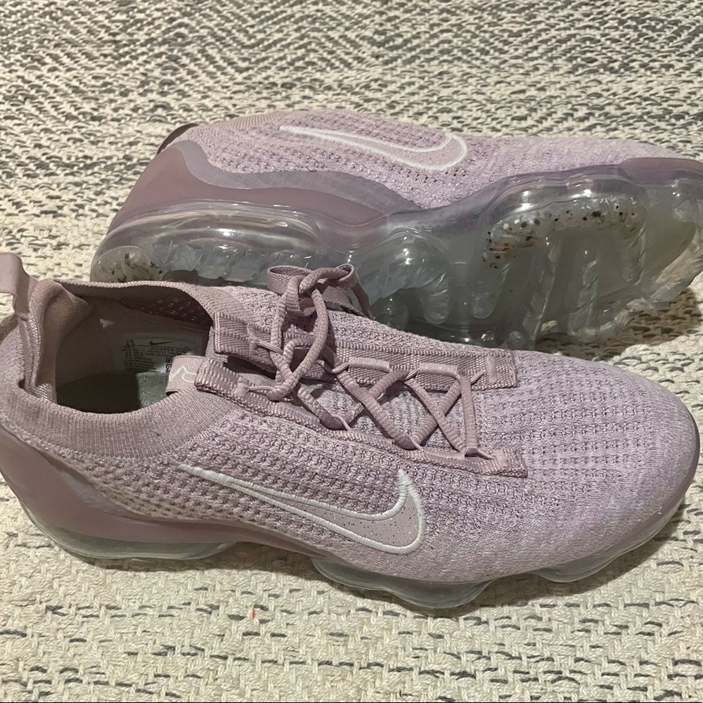 Women Nike Air Vapormax Flyknit Plum Fog Purple Pink Grey Size 9.5